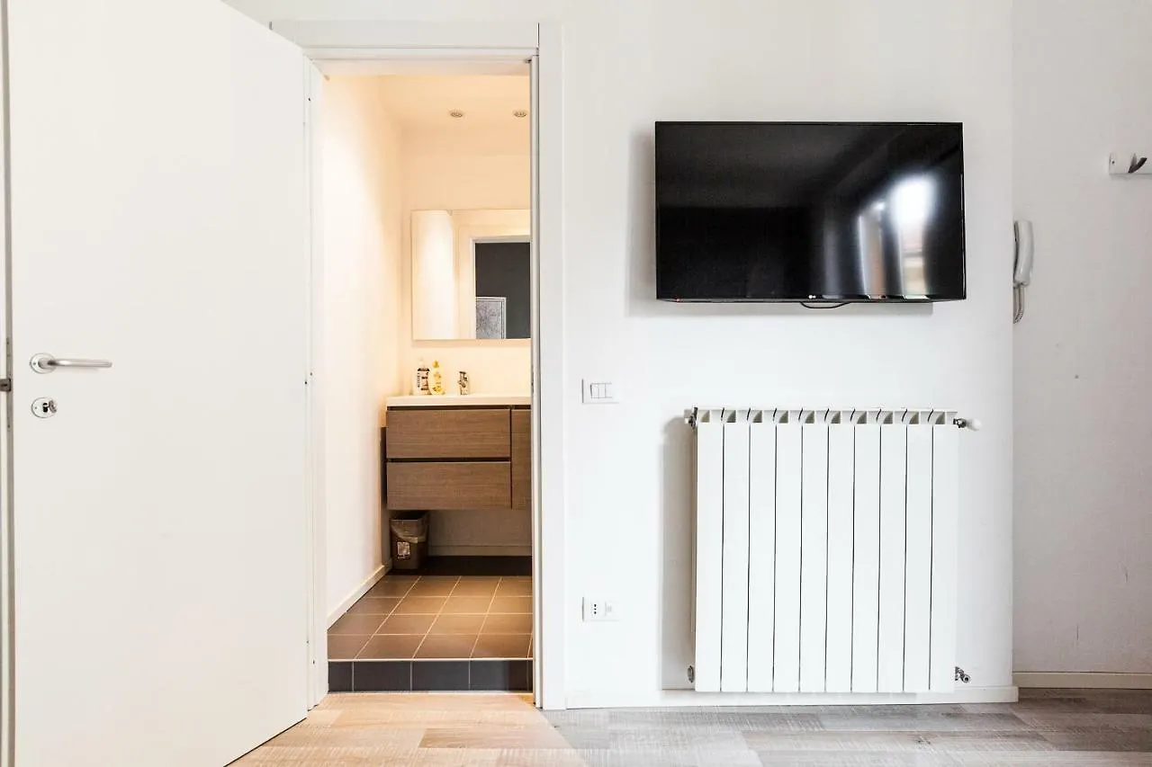 Fashion District Apartment Milan