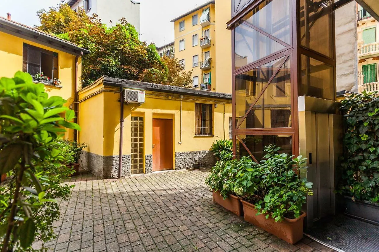 Fashion District Apartment Milan