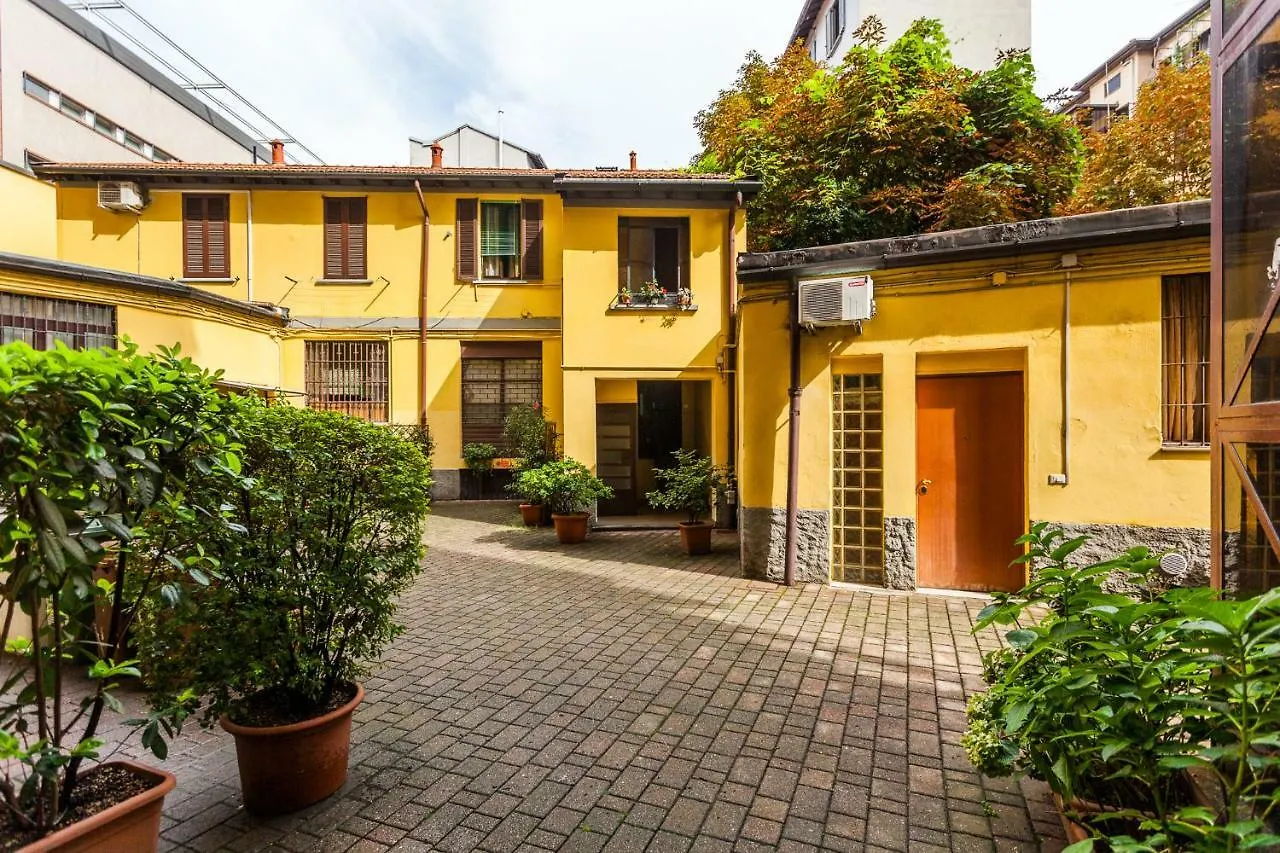 Fashion District Apartment Milan Italy